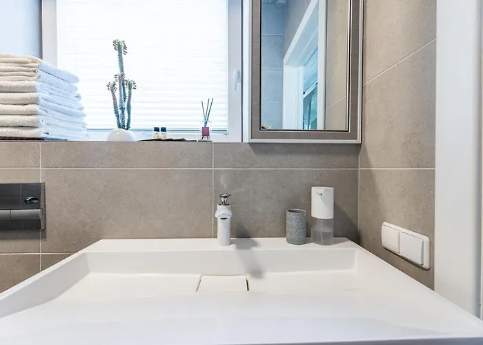 In The Forest شقة بالانغا